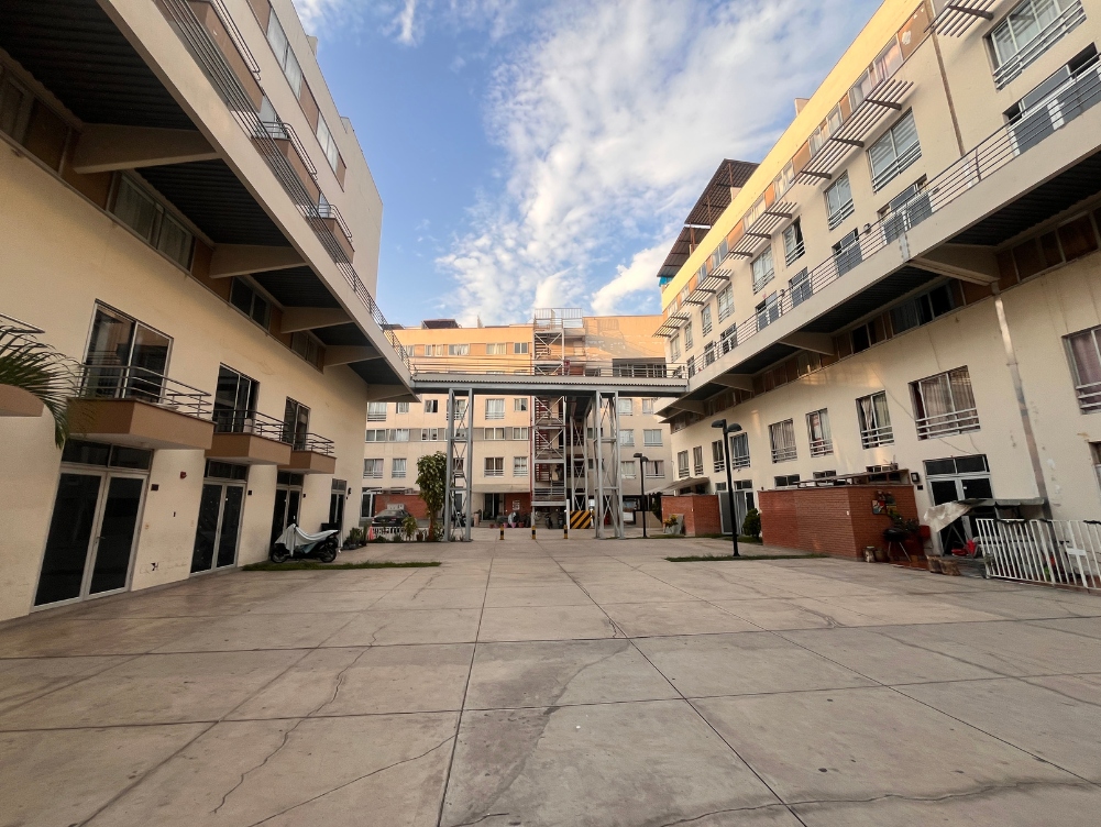 Vive en este Tríplex en Condominio Los Poetas