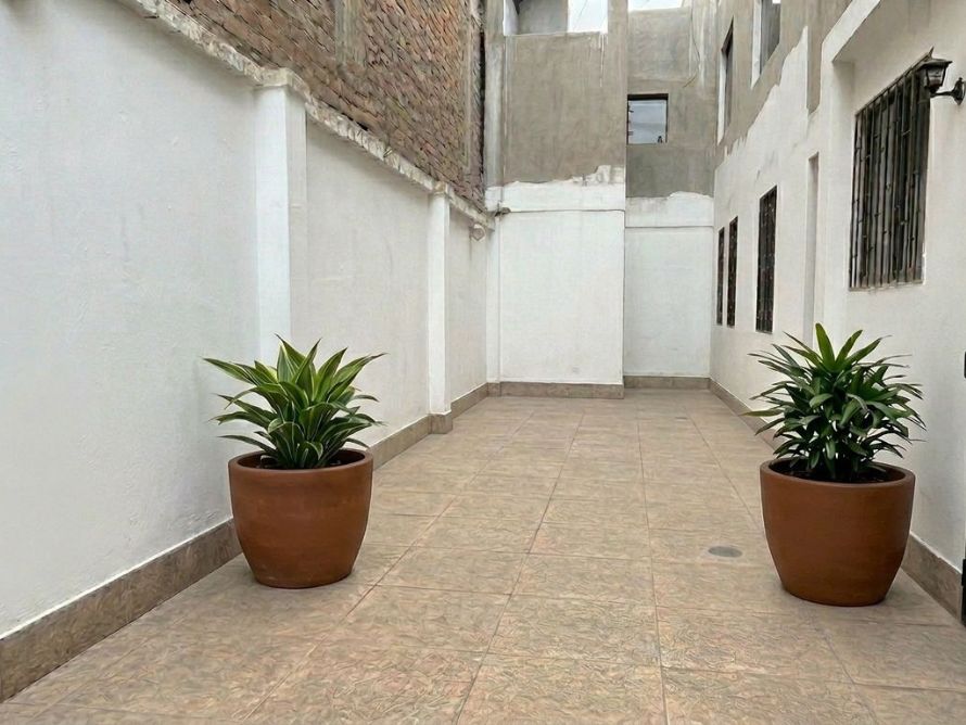 Local Comercial en la Urb. Las Quintanas