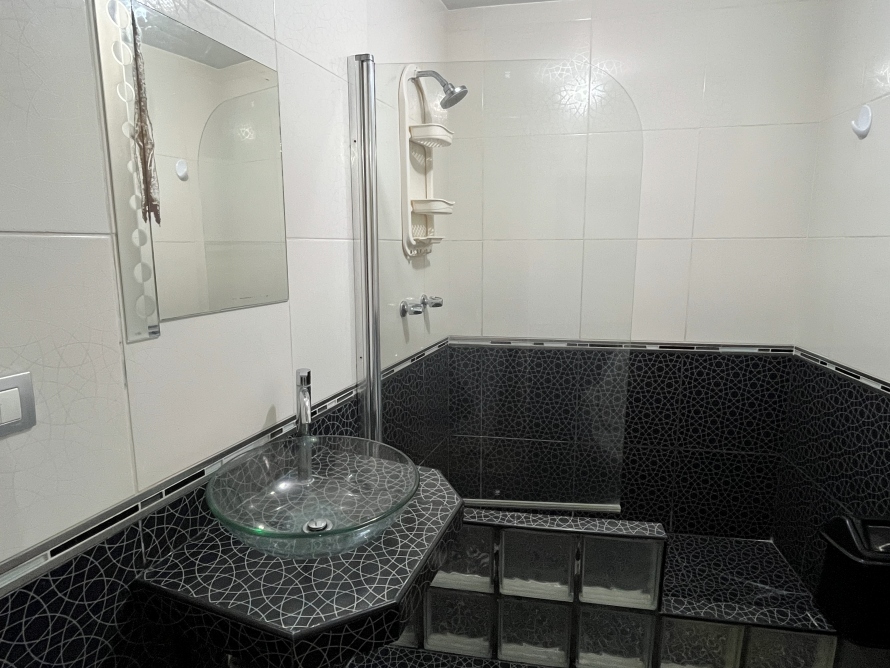 Departamento amoblado en el Jirón Costa Rica