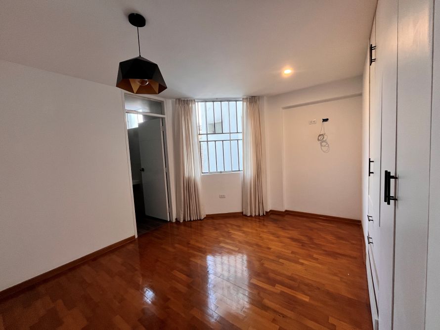 Departamento en la Urbanización California