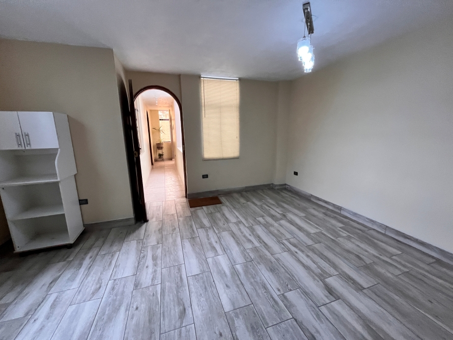 Departamento en la Urbanización Los Cedros