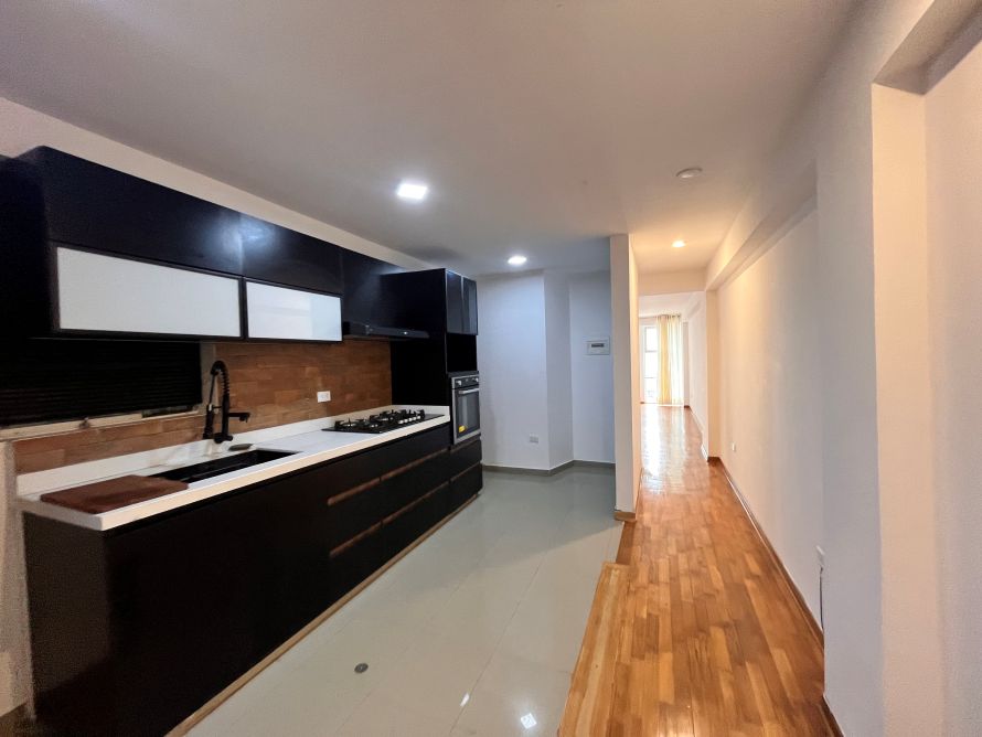 Departamento en la Urbanización California