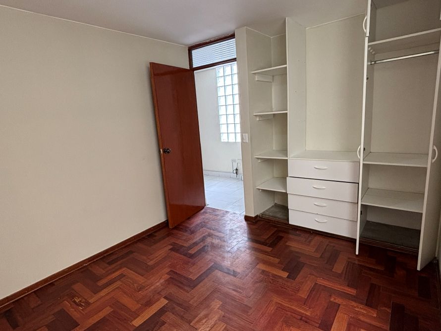 Alquiler de Departamento en la Av. Los Ángeles