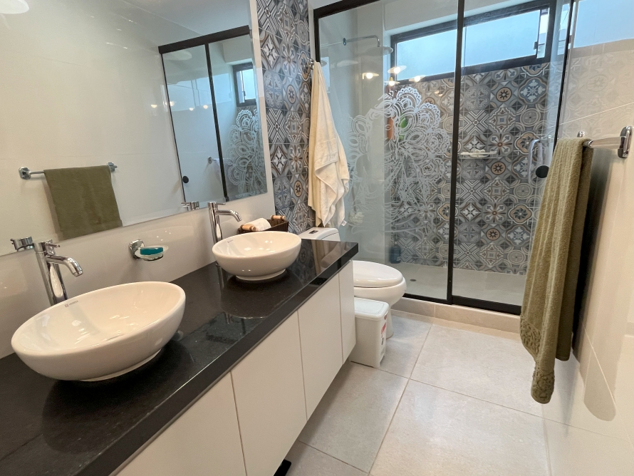 Amplia y moderna casa en Porto Verde