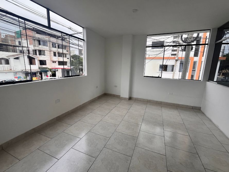 Local en Alquiler en la Av. Fátima