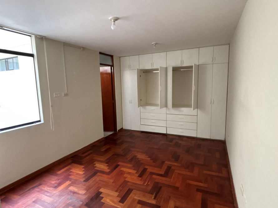 Alquiler de Departamento en la Av. Los Ángeles